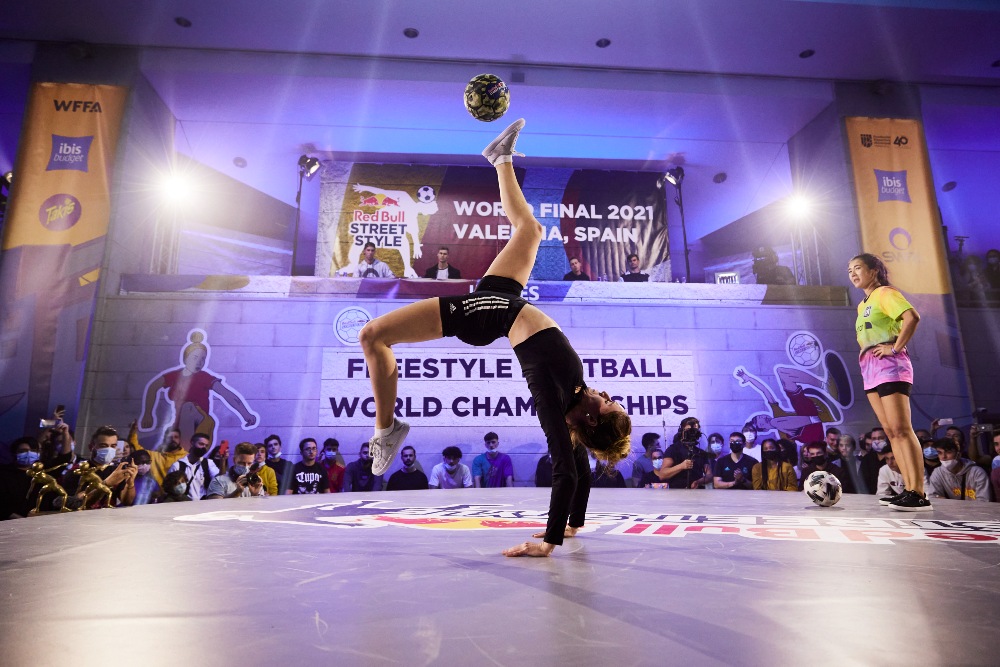 Lia Lewis is the 2021 winner of the Red Bull Freestyle Football competition