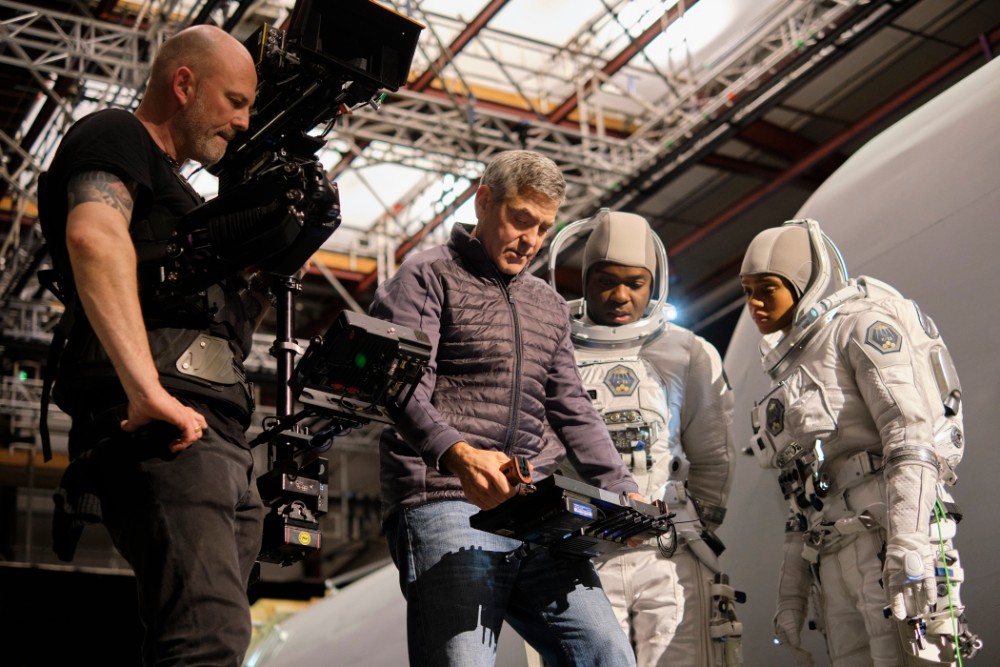 Director George Clooney behind-the-scenes of The Midnight Sky / Picture Credit: Netflix