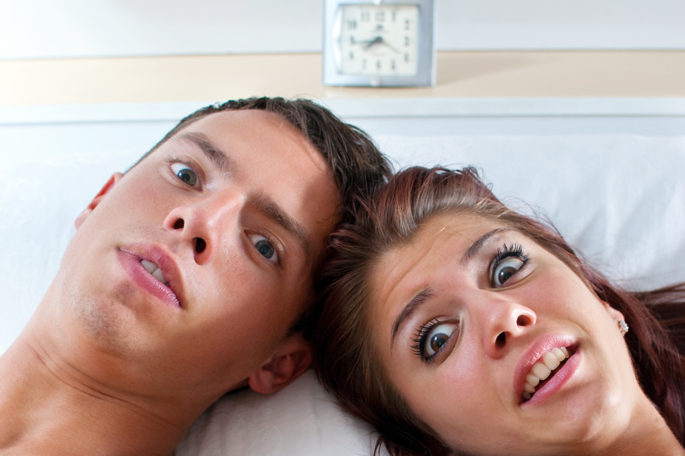 10 Awkward Moments Cohabiting Couples Experience