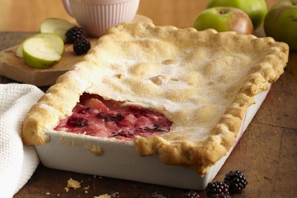 British Pie Week: Apple and Blackberry Pie Recipe