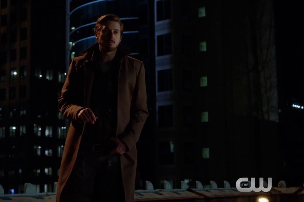 Darvill as Rip Hunter / Credit: The CW