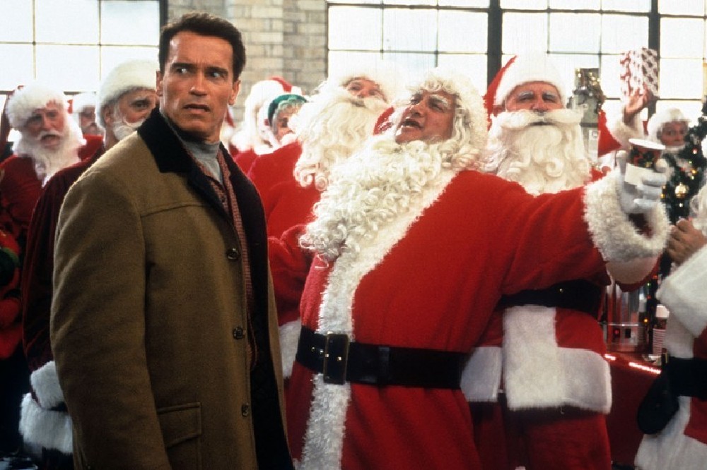 Howard comes face-to-face with a group of angry Santas... / Picture Credit: 20th Century Studios