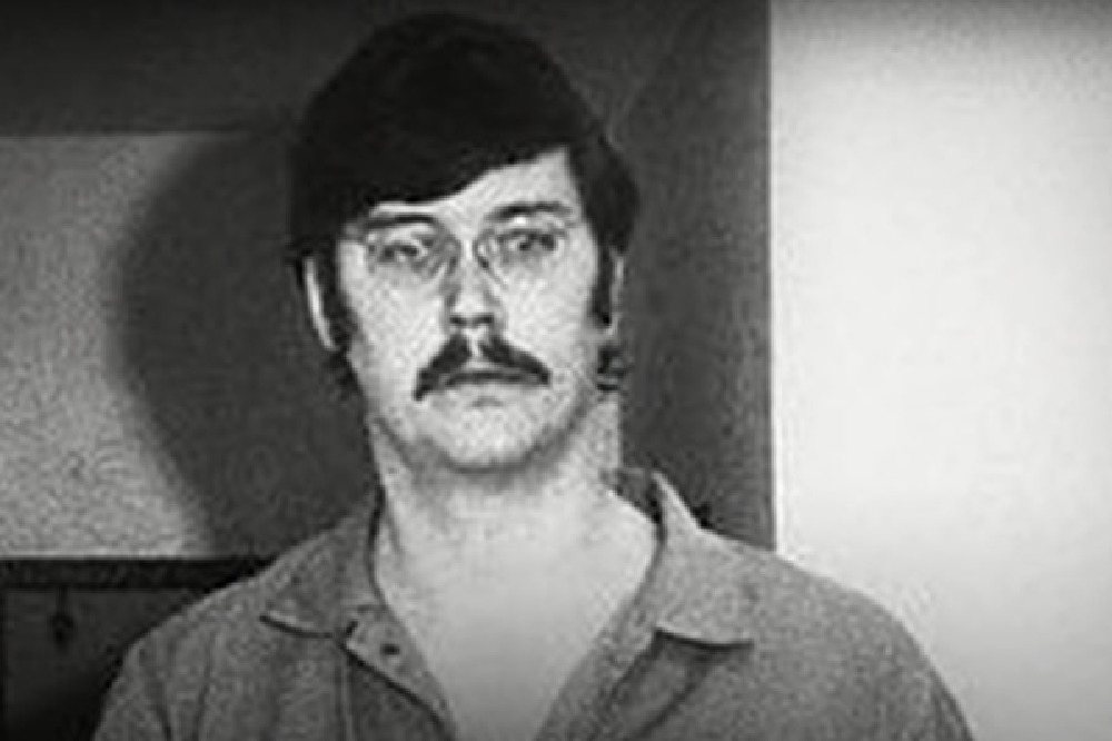 Ed Kemper in chains / Picture Credit: Real Crime on YouTube