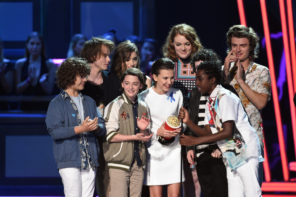 The cast of Stranger Things accept their MTV Award
