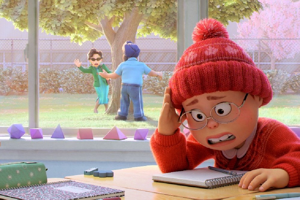 Mei Lee embarrassed by her overbearing mother / Picture Credit: Disney/Pixar