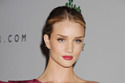 Rosie Huntington-Whiteley matches her lips to her dress