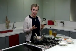 VIDEO: Aggie MacKenzie’s Sunday Roast Leftover Recipes