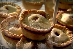 VIDEO: Gluten and Dairy Free Mince Pies Recipe