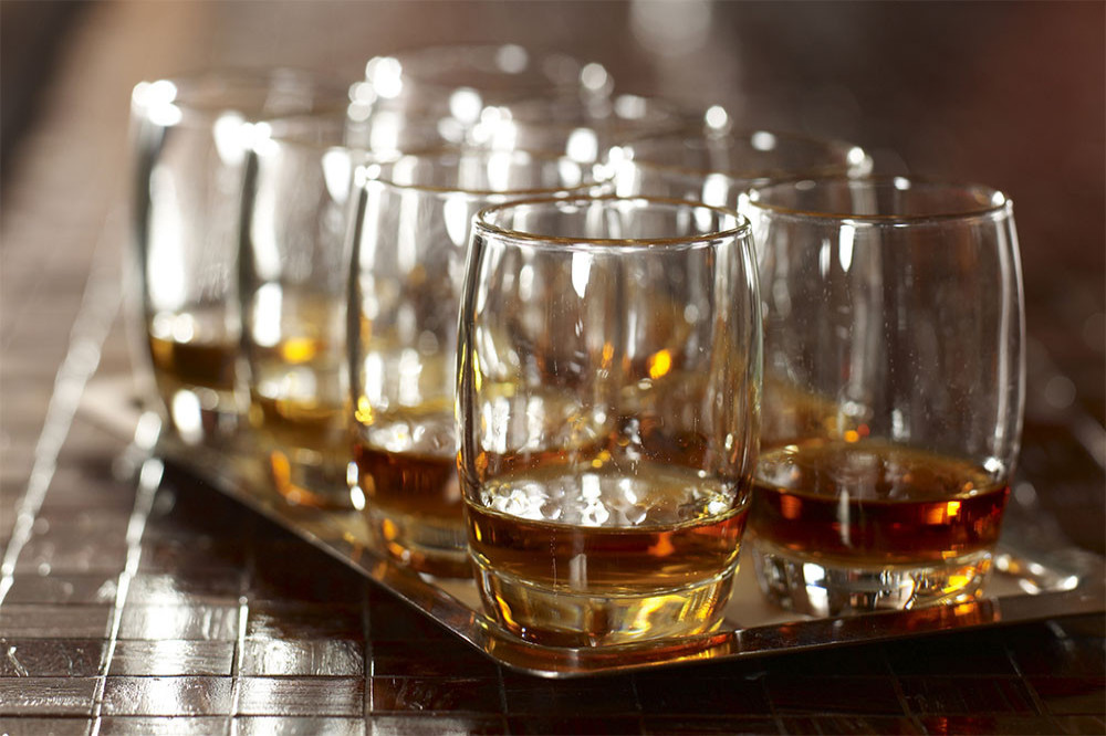 Drinking whisky makes people more dangerous