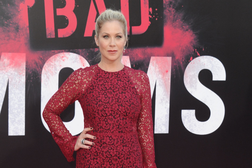 Christina Applegate uses humour to cope with MS battle