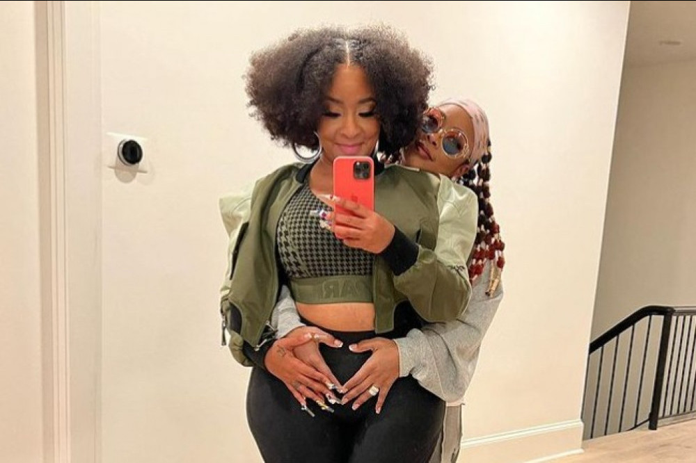 Da Brat and Jesseca Dupart are expecting their first child (c) Instagram