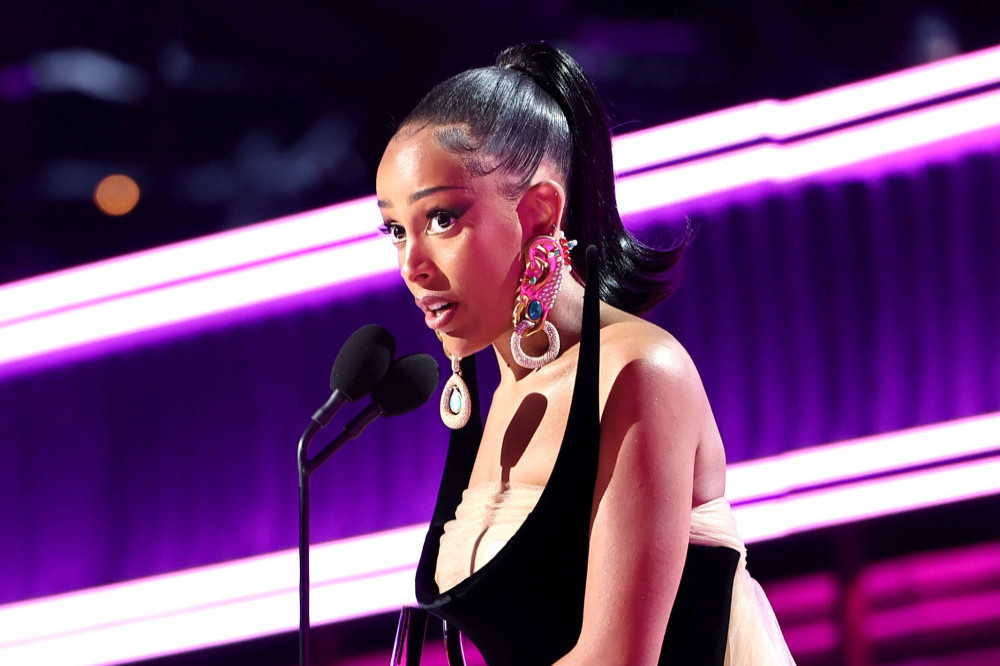 Doja Cat needed a hit of booze before accepting her Billboard Music Award