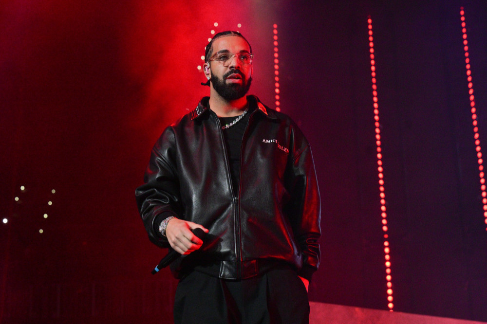 Drake amazed fans with a hologram stunt at the opening show of his tour