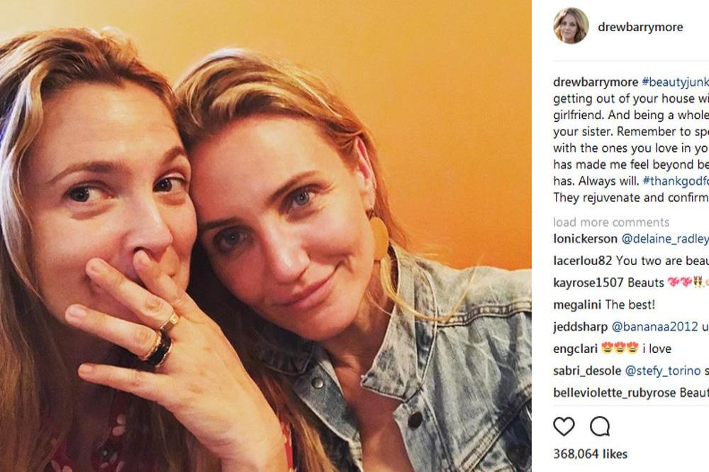 Drew Barrymore and Cameron Diaz (c) Instagram
