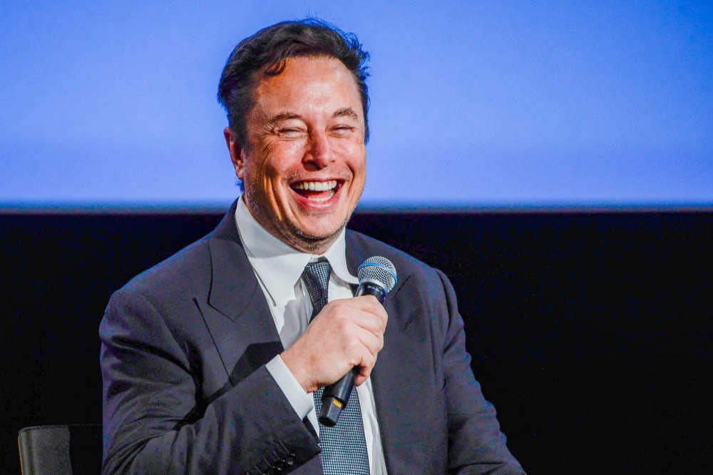 Elon Musk plans to fight his tech rival in Rome
