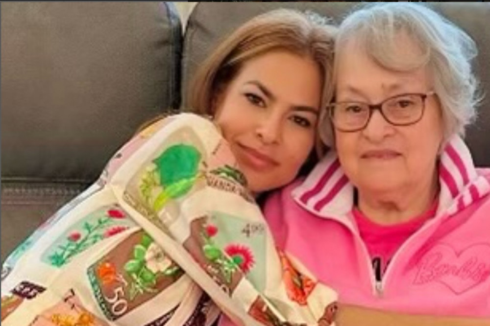 Eva Mendes has opened up about her mum's cancer battle