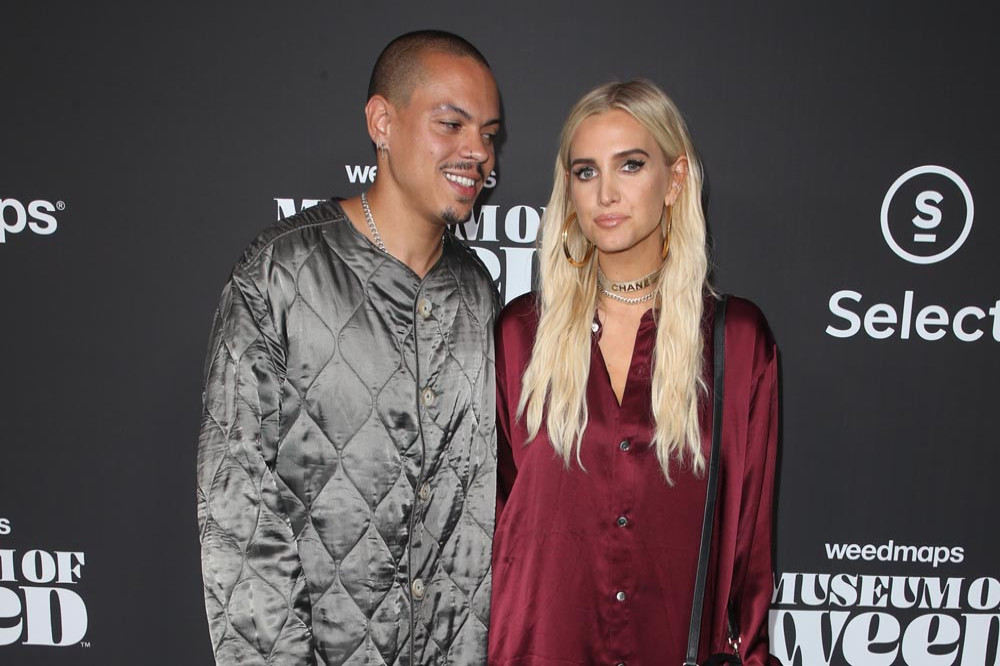 Evan Ross and Ashlee Simpson went out dancing at the weekend