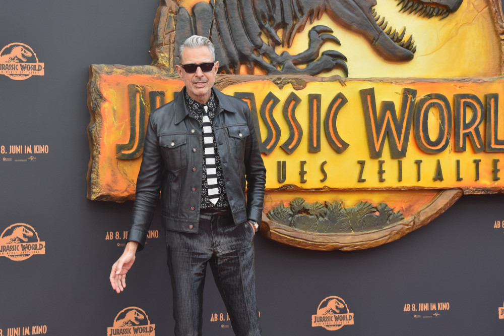 Jeff Goldblum has slept his way to holding on to his youthful looks aged 70.