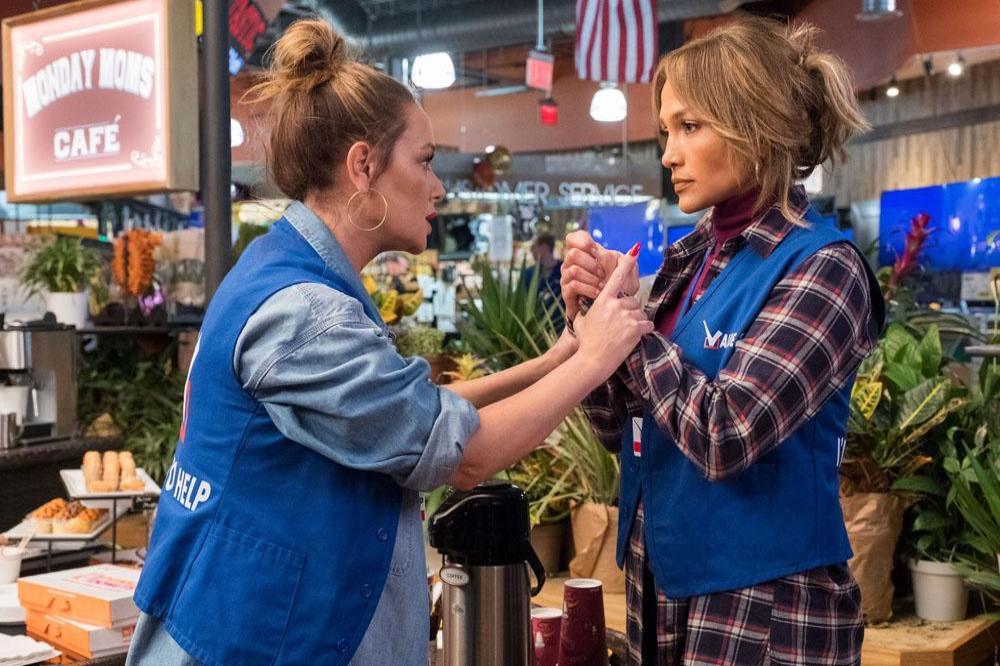 Jennifer Lopez and Leah Remini in Second Act 