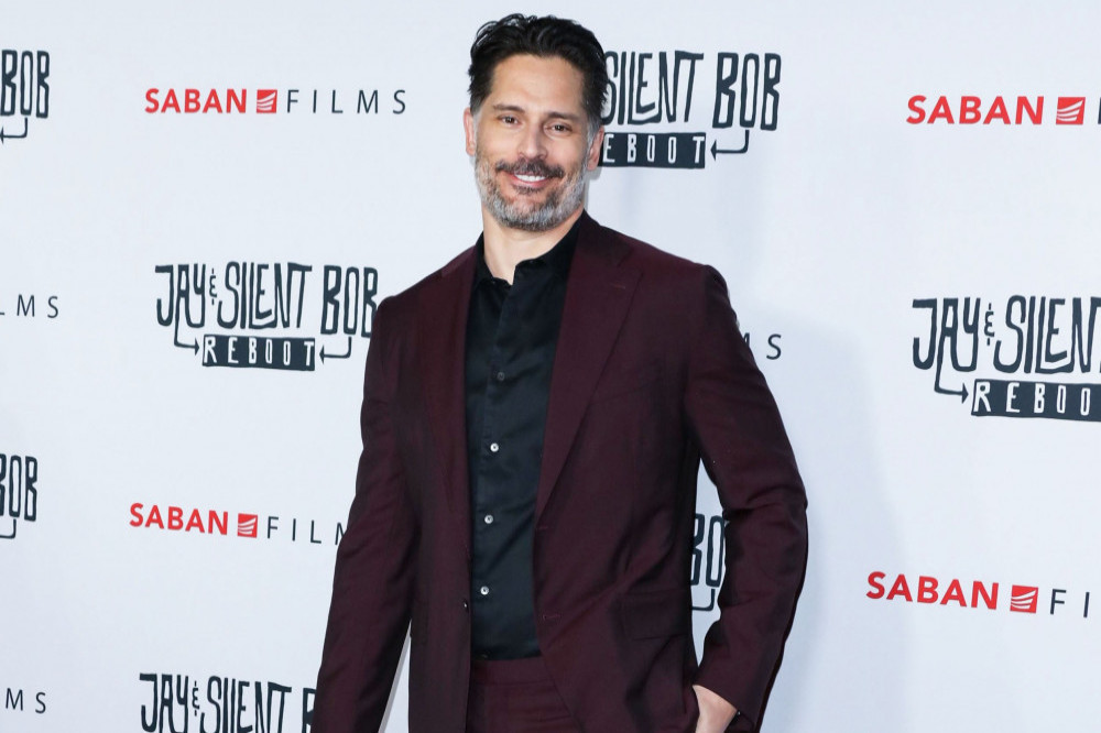 Joe Manganiello has reportedly moved in with his girlfriend Caitlin O’Connor