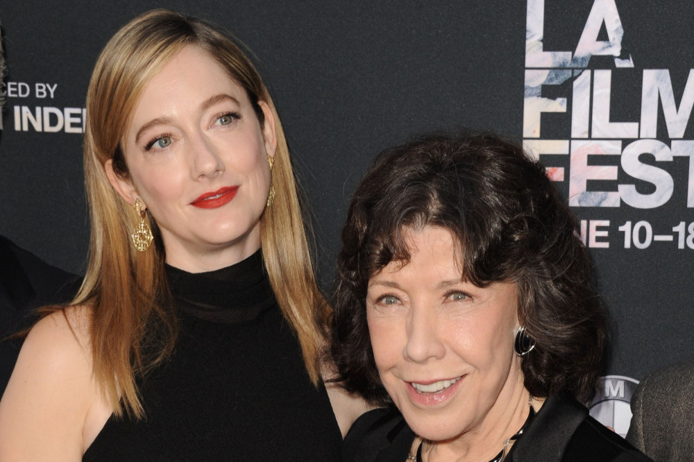 Judy Greer names her smooch with Lily Tomlin as the best on screen kiss of her career