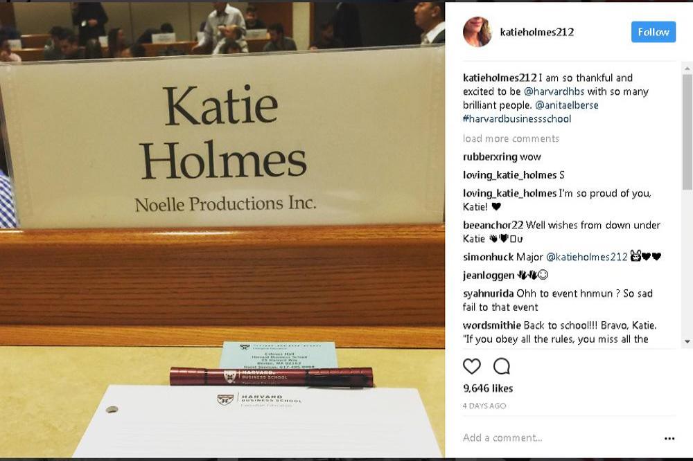 Katie Holmes' workspace at Harvard Business School (c) Instagram