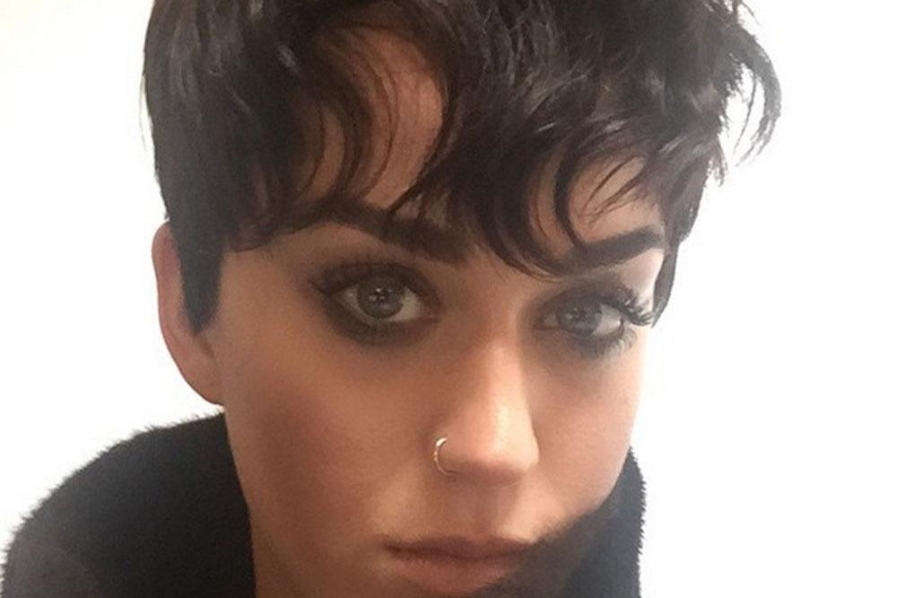 Katy Perry has cut her hair to look like Kris Jenner.