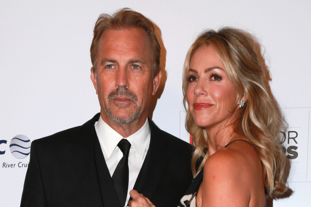 Kevin Costner and Christine Baumgartner have reached a divorce agreement