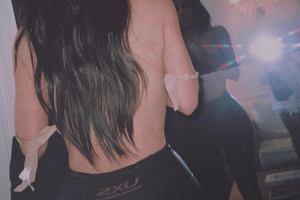 Kim Kardashian West in Yeezy (c) Instagram