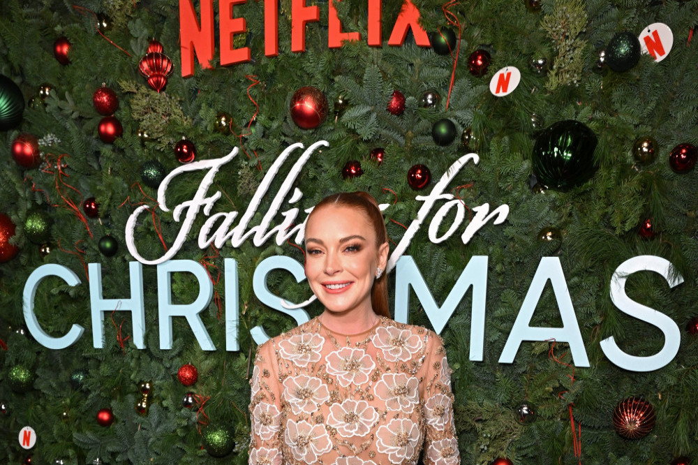 Lindsay Lohan got engaged  for real on the set of Falling For Christmas