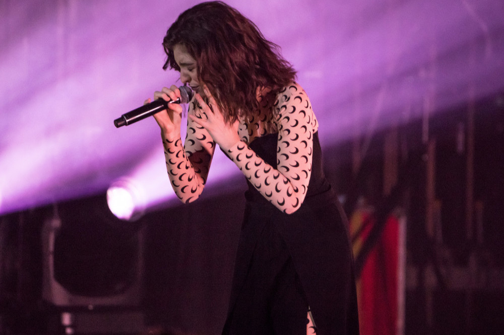 Lorde is struggling with a mystery illness