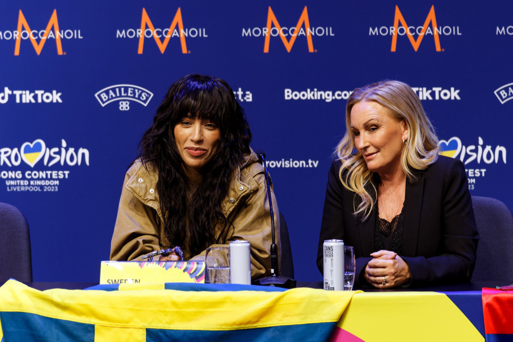 Loreen recalls having to help her mother out as the eldest of five