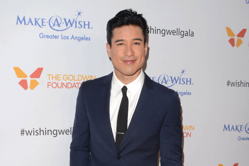 Mario Lopez had a ‘very awkward and uncomfortable’ interview with Ben Affleck