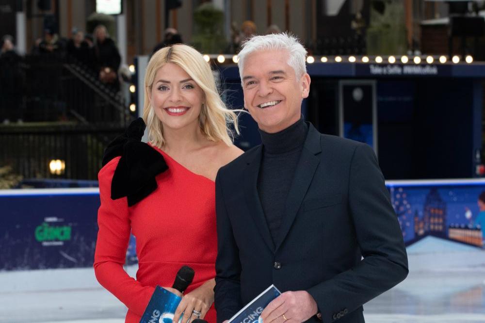 Dancing on Ice hosts Holly Willoughby and Phillip Schofield
