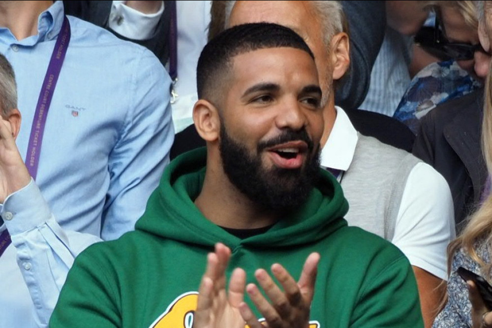 Drake joined the Backstreet Boys onstage at a gig in Toronto.