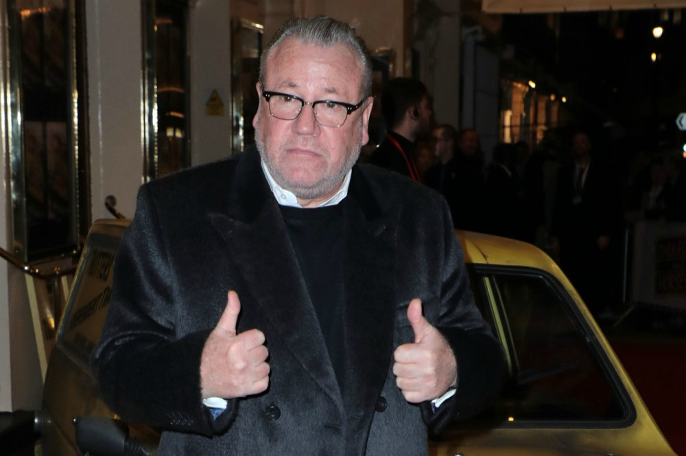 Ray Winstone has opened up about his rift with Jack Nicholson