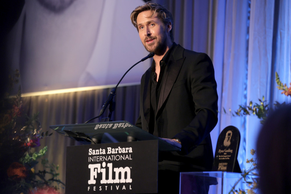 Ryan Gosling gushed over his family as he won the prestigious Hollywood prize