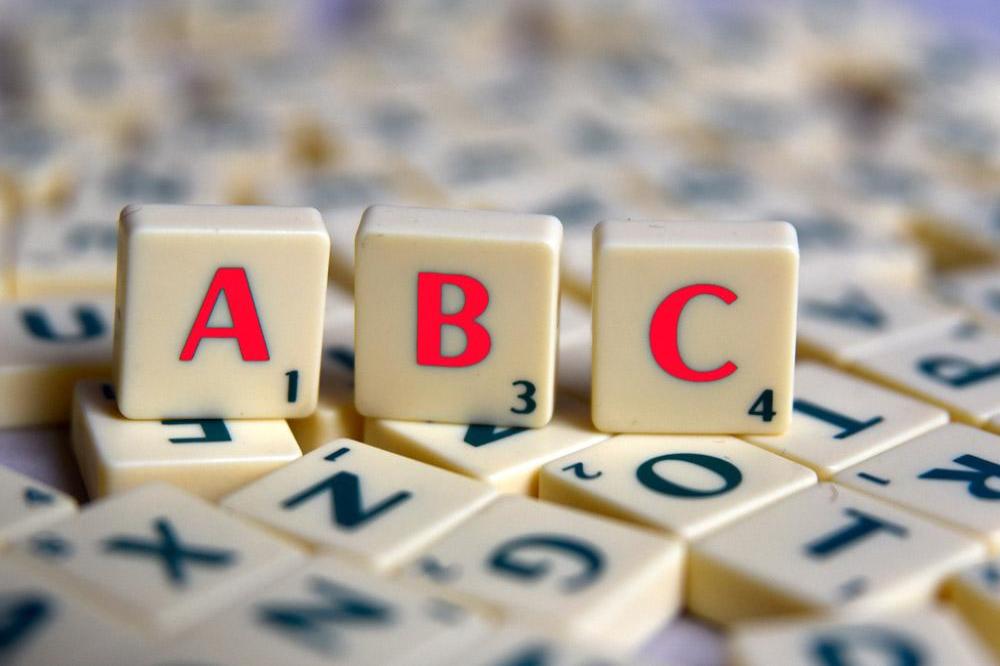 Scrabble star banned for cheating