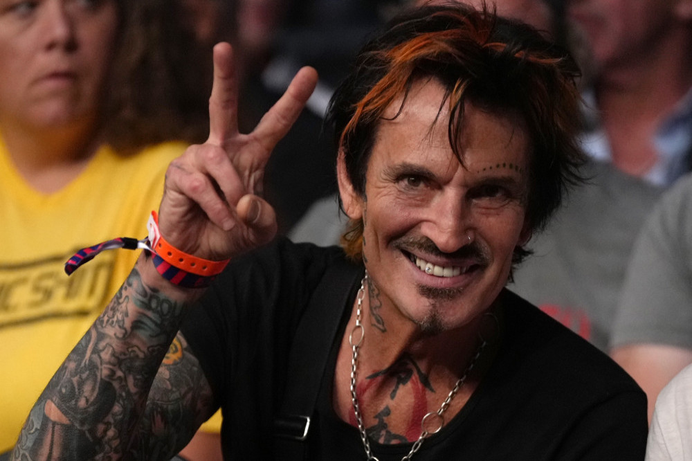 Tommy Lee used to drink two gallons of vodka every day