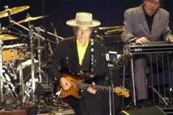 Bob Dylan feels 'lonesome' after deaths of greats