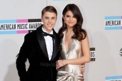 Selena Gomez wants 'peace' with Justin Bieber