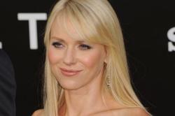 Naomi Watts Discusses The Impossible