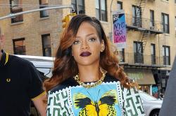 Rihanna Not Ready for Relationship
