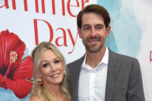 Jennie Garth tied the knot with Dave Abrams in 2015