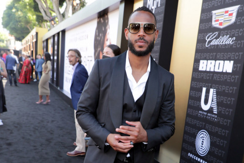 Marlon Wayans lost almost 60 loved ones in the space of three years