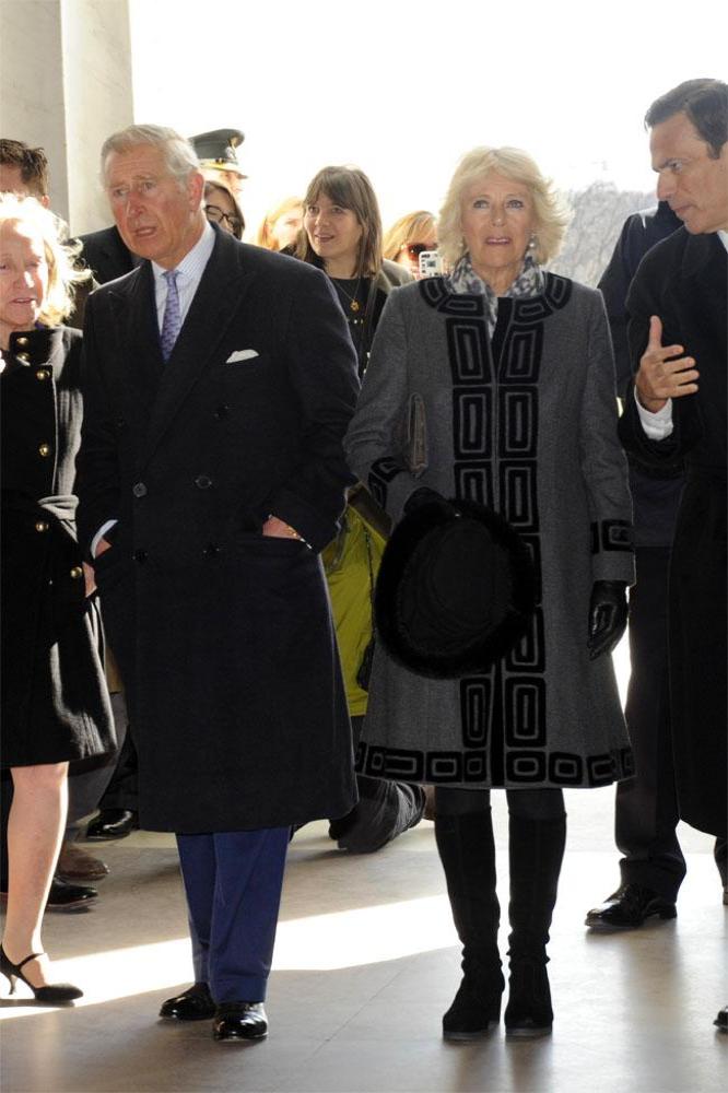 Prince Charles and Camilla visit Lincoln Memorial
