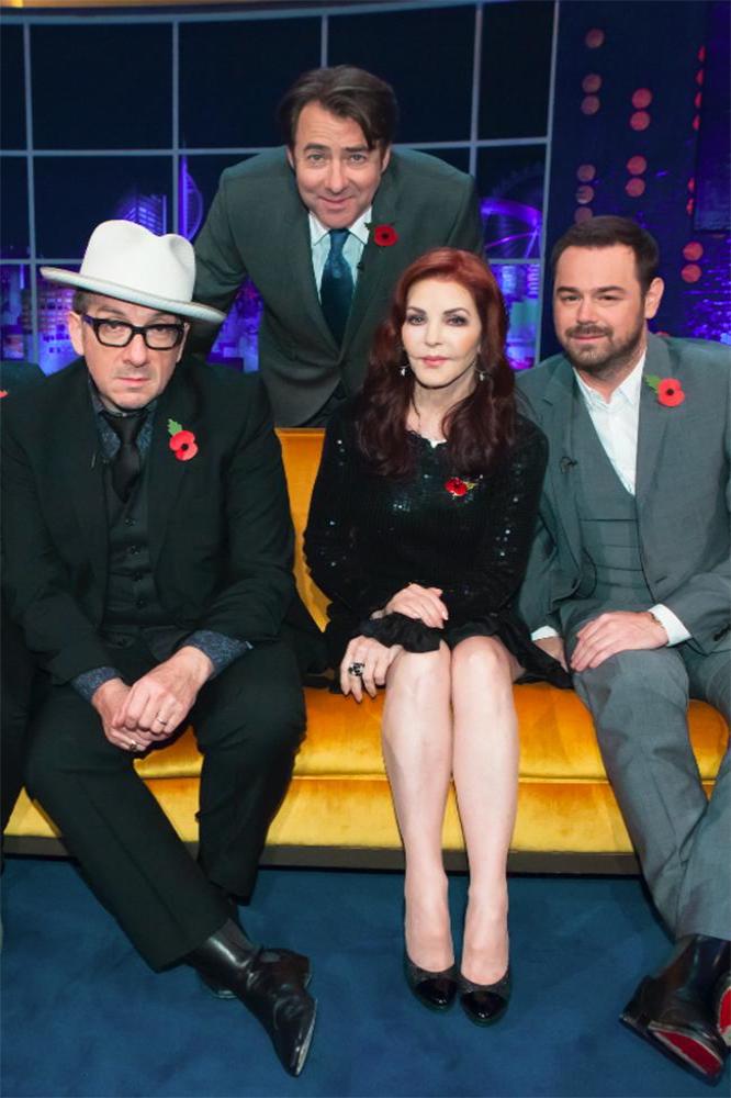 Jonathan Ross with guests on the ITV show