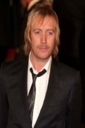 rhys ifans arrested at comic con