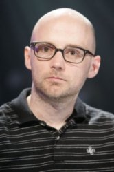 Moby Urges Fans to Support U.s. Petition Calling for Tighter Gun Control