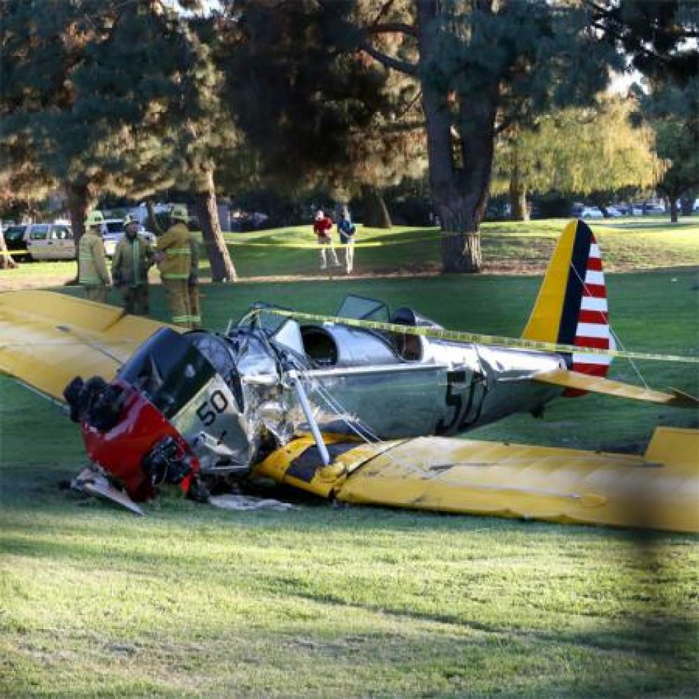 Harrison Ford's plane on Penmar Golf Course 